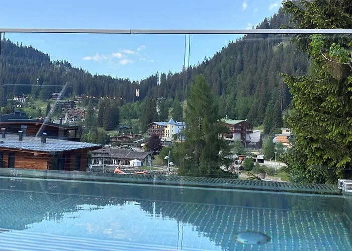 Hotel Rosengarten Madonna